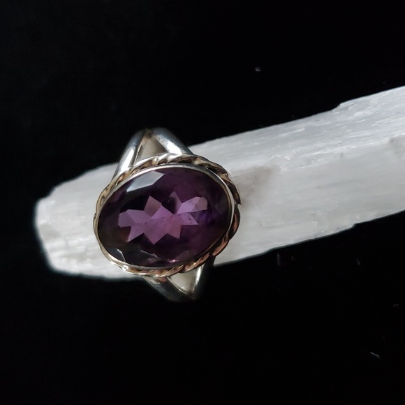 Jewelry - Faceted Amethyst Ring. Sterling Silver. Vintage.